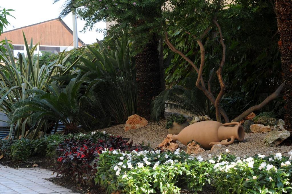 Hotel Garden Альбиссола-Марина Экстерьер фото