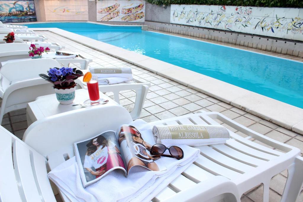 Hotel Garden Альбиссола-Марина Экстерьер фото